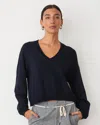 Monrow Softfleece Crop V Neck Sweatshirt In Dark Navy