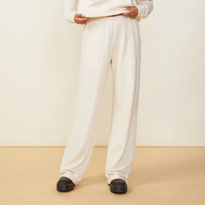 Monrow Supersoft Fleece Patch Pocket Sweat In Off White