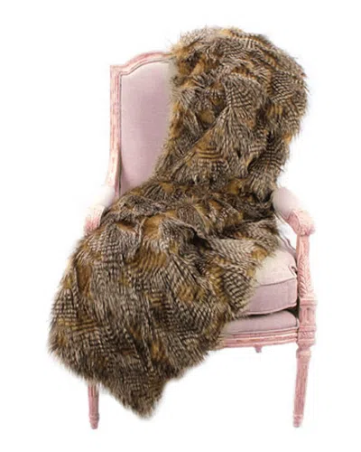 Montague & Capulet Saber Honey Faux Fur Throw In Brown