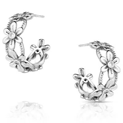 Montana Silversmiths Crazy Daisies Earrings In Silver