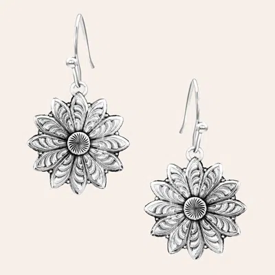 Montana Silversmiths Flower Rowel Earrings In Metallic