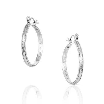 Montana Silversmiths Women's Rustic Serenity Hoop Earrings In Silver In Metallic