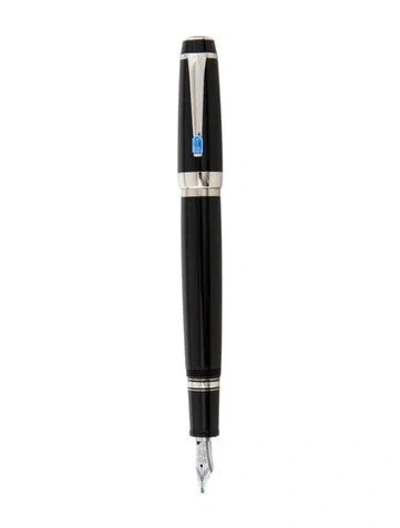 Pre-owned Montblanc Bohème Noir Et Noir Fountain Pen In Black
