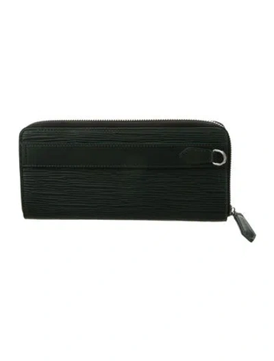 Pre-owned Montblanc Leather Continental Wallet W/ Tags In Green