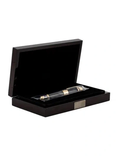 Pre-owned Montblanc Limited Edition Patron Of Art Homage To Hadrian Fountain Pen In Black