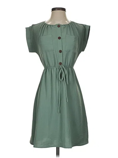 Pre-owned Monteau Casual Dress In Green
