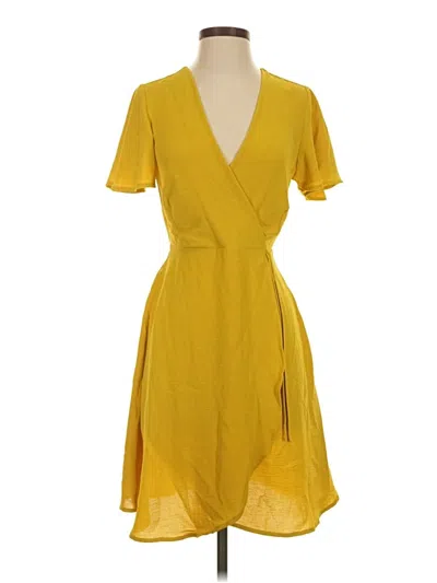 Pre-owned Monteau Casual Dress In Yellow