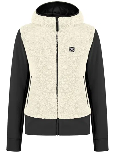 Montura Cozy Sherpa Fleece Jacket With Smooth Black Accents In Multi