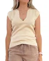 Moodie Kimmie Sweater Vest In Beige