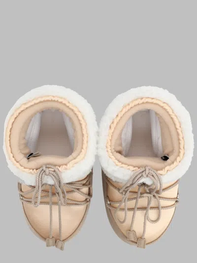 Moon Boot In Neutral