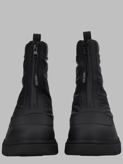 Moon Boot In Black