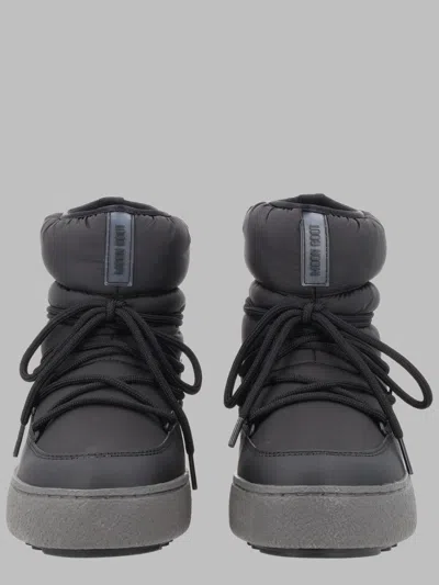 Moon Boot In Black
