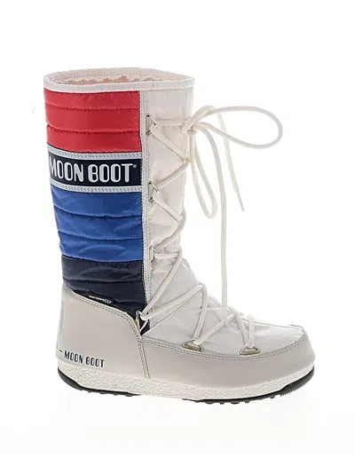 Pre-owned Moon Boot Boots In White