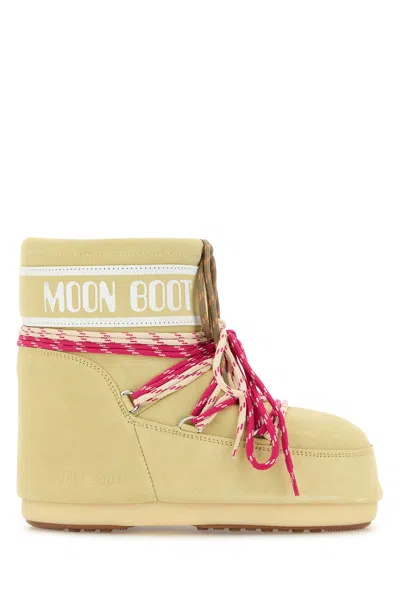 MOON BOOT CREAM SUEDE ICON LOW ANKLE BOOTS
