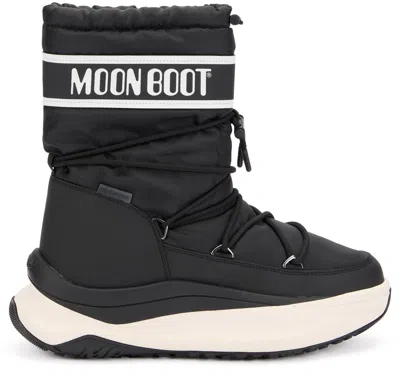 Moon Boot Dynamic Polar Boot With Stylish Comfort In Black
