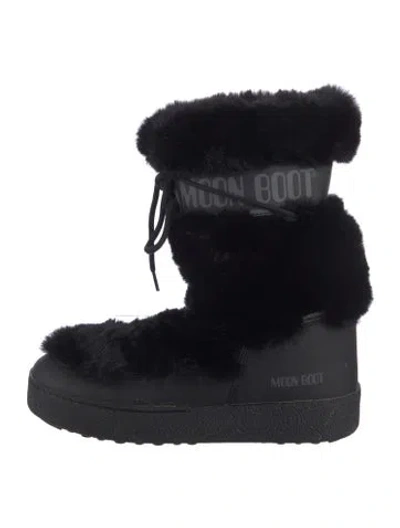 Pre-owned Moon Boot Faux Fur Trim Snow Boots In Black