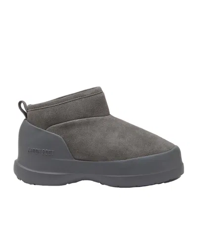 Moon Boot Grey Suede Ankle Boots In Black
