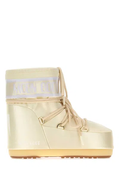 Moon Boot Icon Low Ankle Mini Boots In Gold Fabric