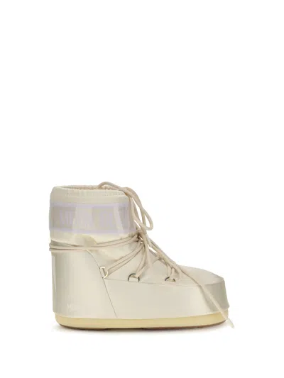 Moon Boot Icon Low Boot In White