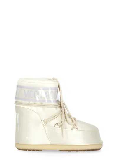 Moon Boot Icon Low Pearly Ankle Boots In White