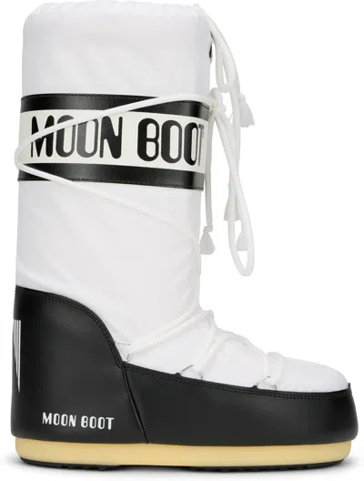 Moon Boot Icon Mini Boot For Women In White