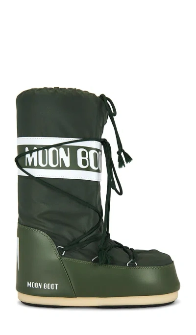 Moon Boot Icon Nylon Boot In Green
