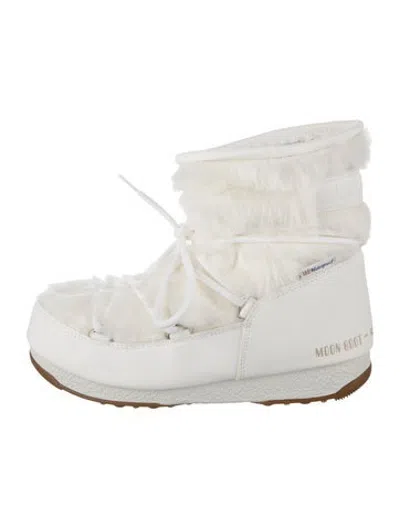Pre-owned Moon Boot Leather Snow Boots In White