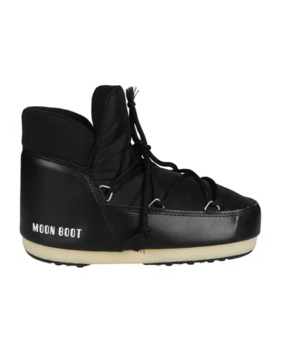 Moon Boot Logo Printed Round Toe Boots In Black