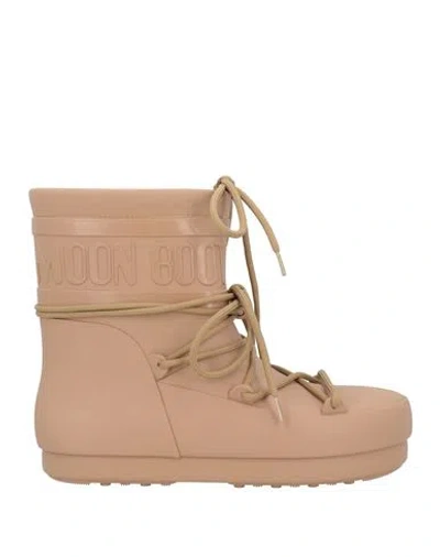 Moon Boot Man Boot Beige Size 8.5-9 Rubber