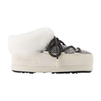 Moon Boot Mb X Gir Evx Sandals In Neutral