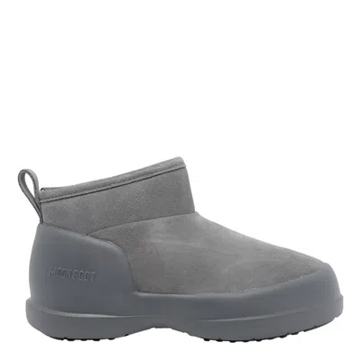 Moon Boot Mezzaluna Low Leather Boot In Gray