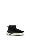 Moon Boot Low Cut Sneakers Contrast Sole In Black