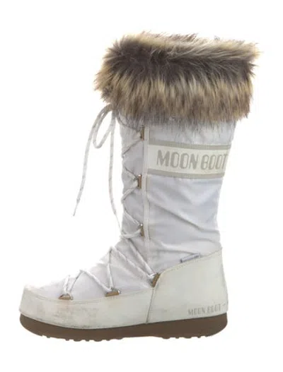 Pre-owned Moon Boot Nylon Fur Trim Snow Boots In White