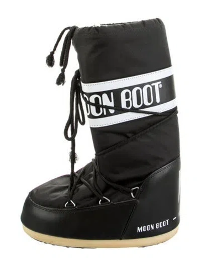 Pre-owned Moon Boot Nylon Graphic Print Lace-up Boots In Black