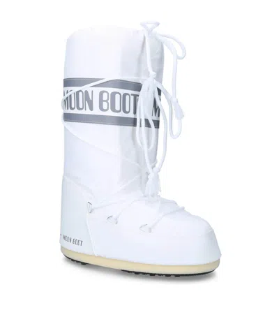 Moon Boot Nylon Icon S In White