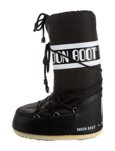 Pre-owned Moon Boot Nylon Printed Lace-up Boots In Black
