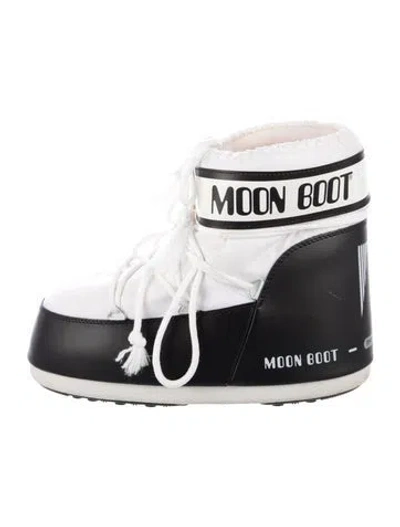 Pre-owned Moon Boot Nylon Sneakers In White