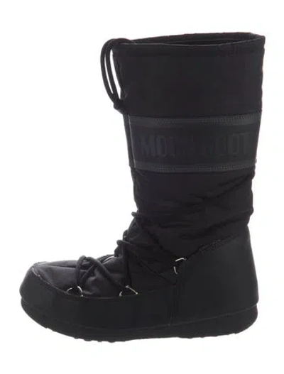 Pre-owned Moon Boot Nylon Snow Boots In Black