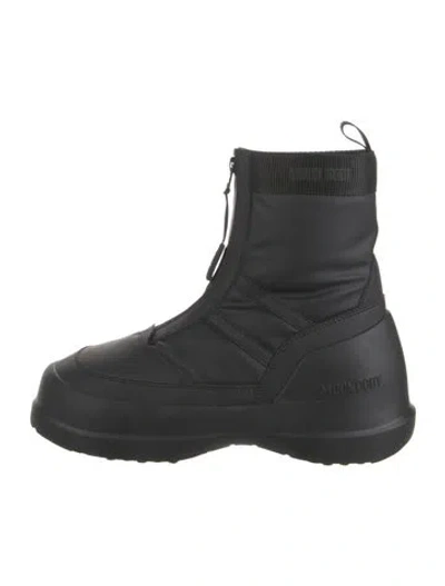 Pre-owned Moon Boot Nylon Snow Boots In Black