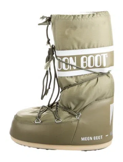 Pre-owned Moon Boot Nylon Snow Boots In Green