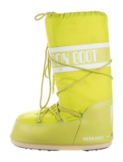 Pre-owned Moon Boot Nylon Snow Boots In Green/white