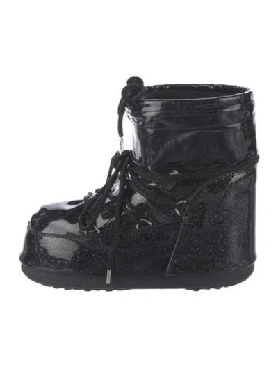 Pre-owned Moon Boot Patent Leather Lace-up Boots In Black