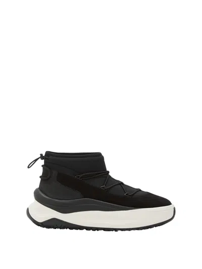 Moon Boot Sneaker With Zip Closure In Black