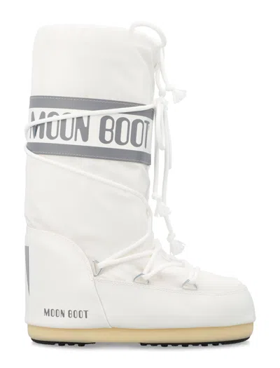 Moon Boot Stivali Icon In Nylon In White