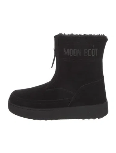 Pre-owned Moon Boot Suede Lace-up Boots In Black