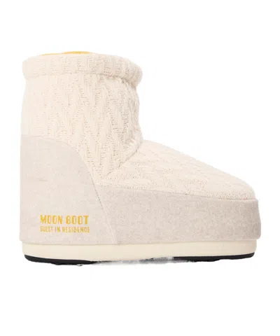 Moon Boot White Beach Style Snow Boots