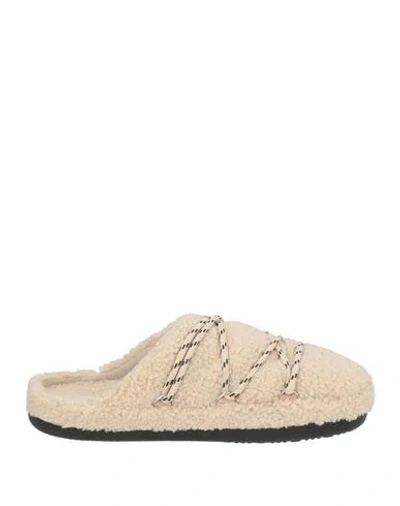 Moon Boot Woman House Slipper Ivory Size 9.5 Textile Fibers