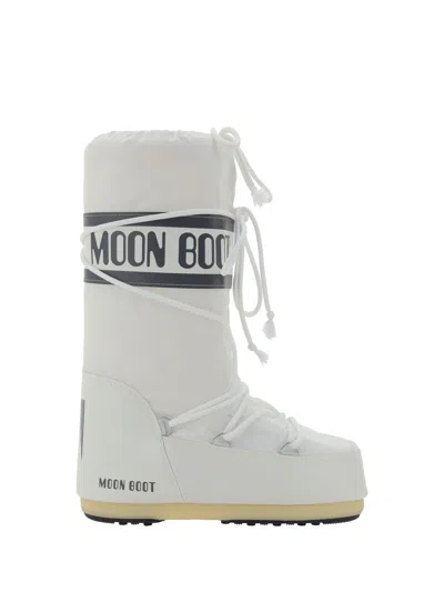 Moon Boot Women Icon Boots In White