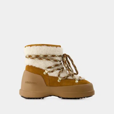 Moon Boot Women's Luna Low Shearling Snow Boots In Beige