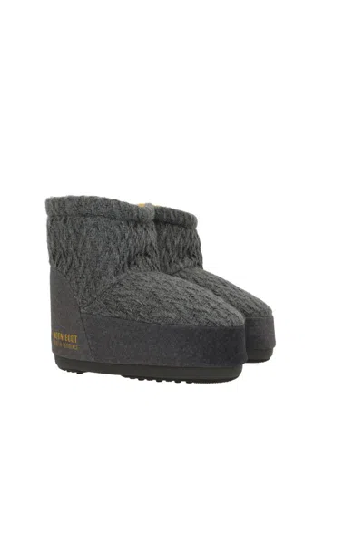 Moon Boot X Guest In Residence Boots In Gray
